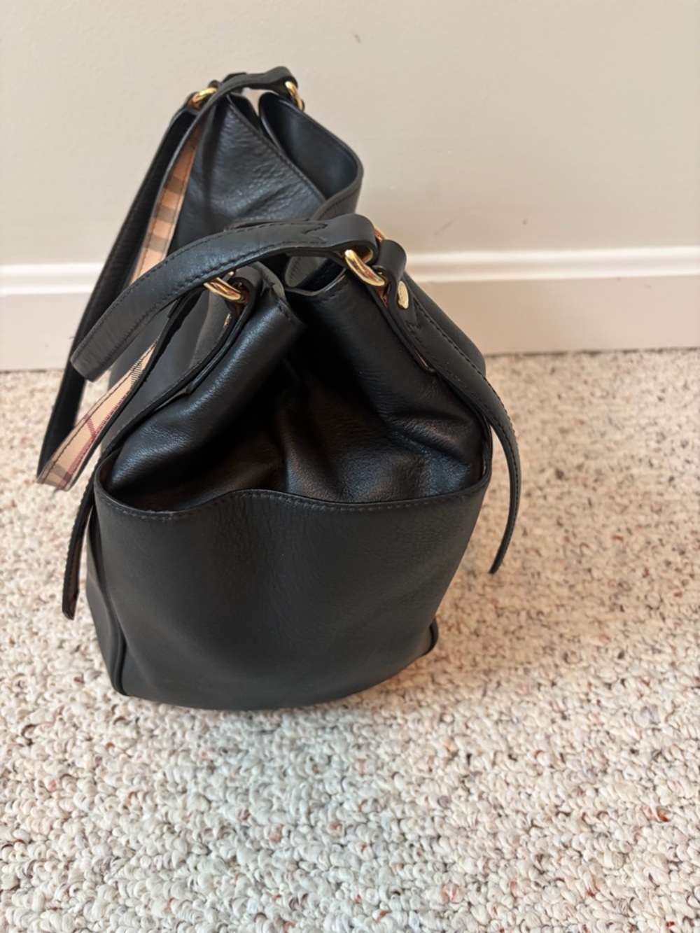 Burberry Canterbury Tote Handbag - Picture 5 of 5